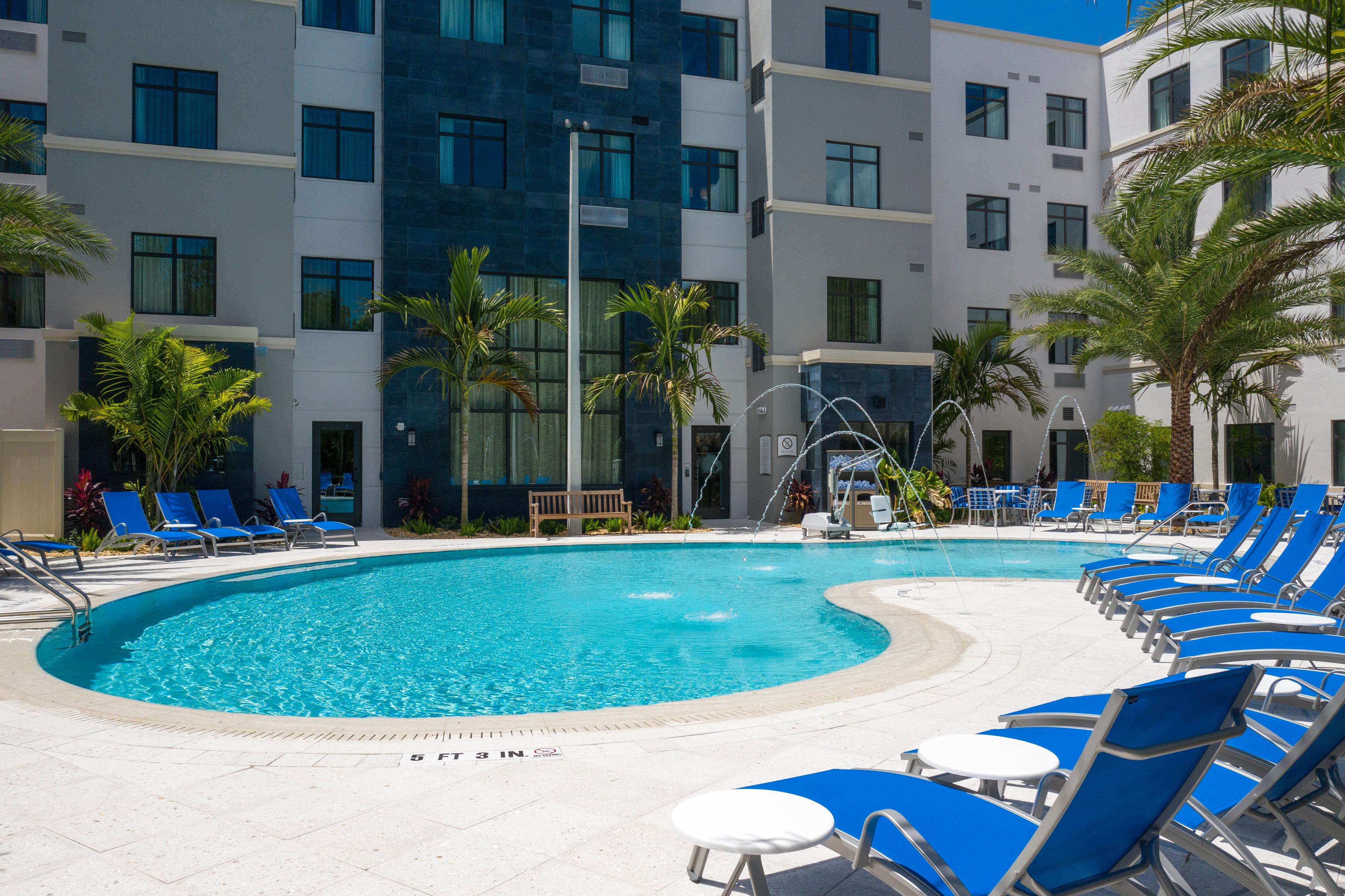 Staybridge Suites - Naples - Marco Island By Ihg Lely Resort Kültér fotó